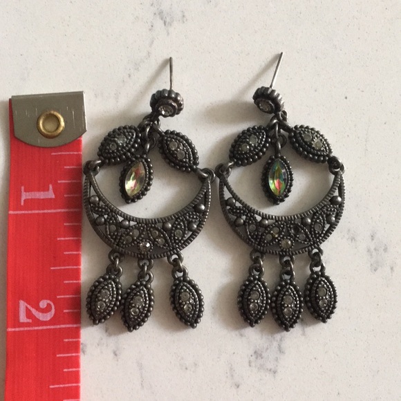 Silvery tone Vintage earrings - Picture 5 of 5